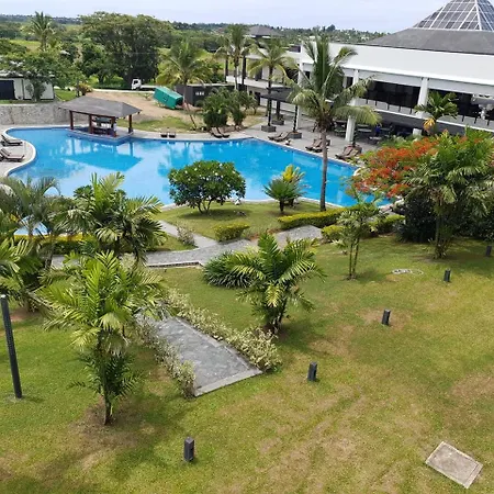 Nasau Resort & Villas